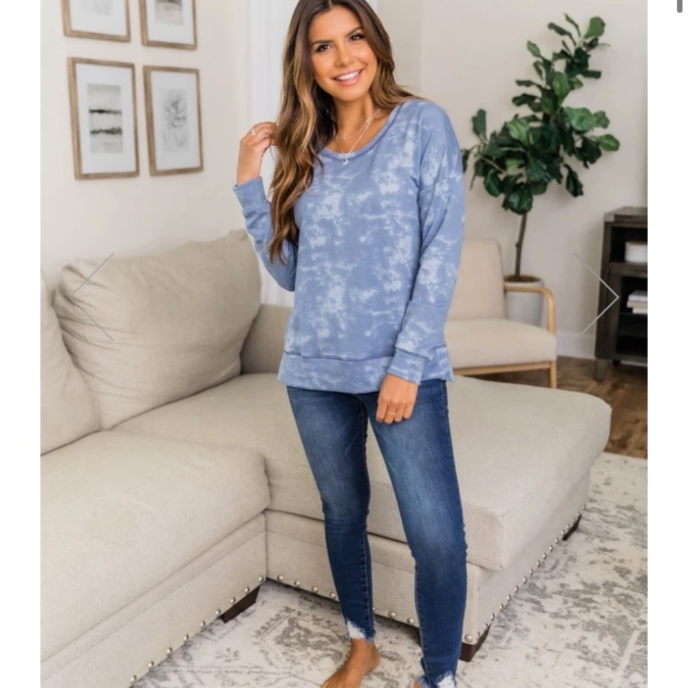 Pullover - Picture 3 of 4